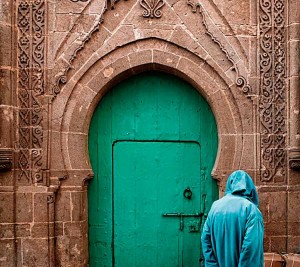 Essaouira door. Riad Aguaviva, Marrakech